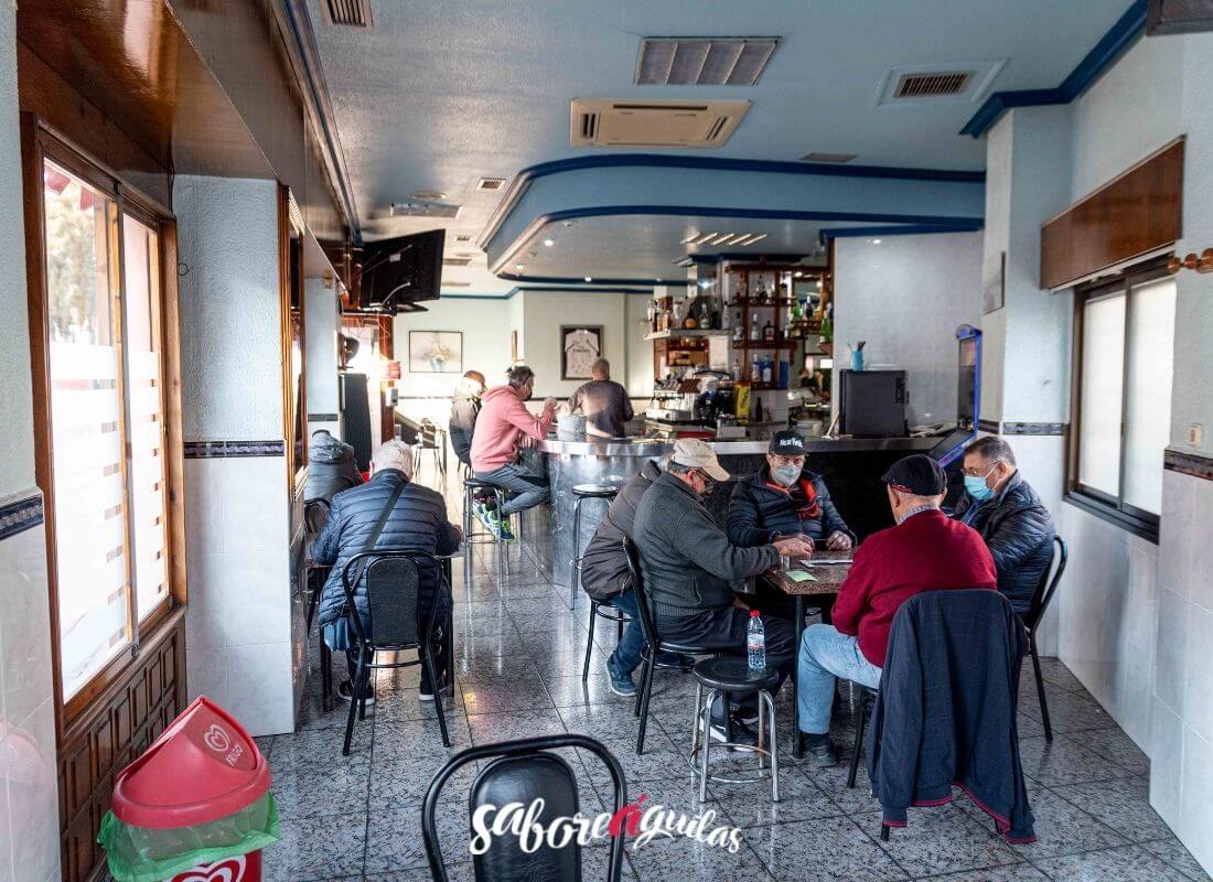 cafe bar zafiro aguilas